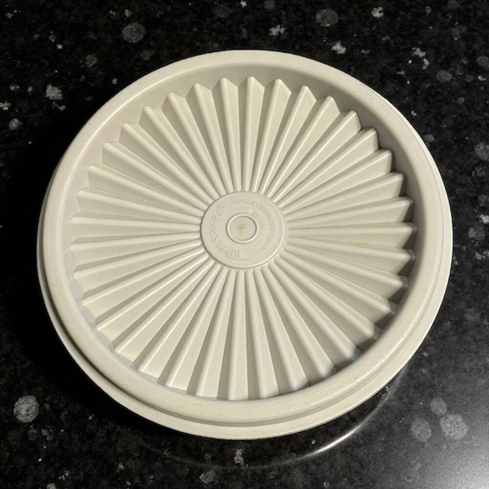 Tupperware Gray Servalier Starburst Lid 812 Replacement Fit 811 1323 USA Vintage